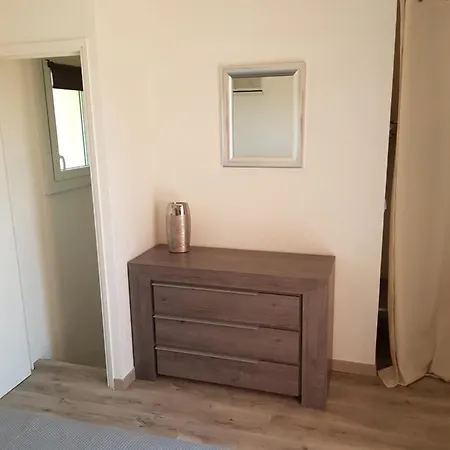 Ferienhaus Mini A Santa Giulia, A 5 Minutes A Pied Des Plages Porto-Vecchio (Corsica)